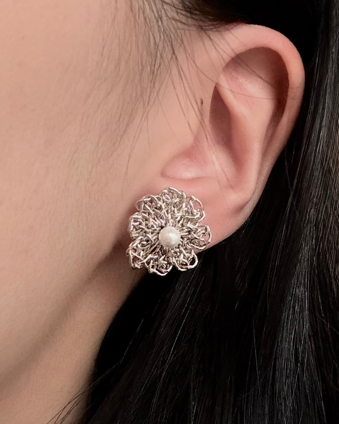 Daisy Studs