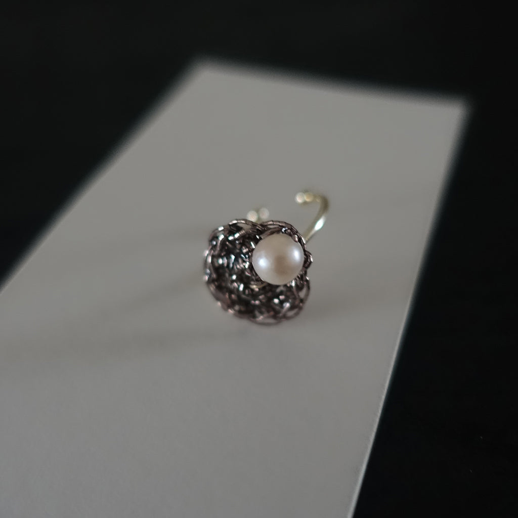 Circle & Pearl Ring